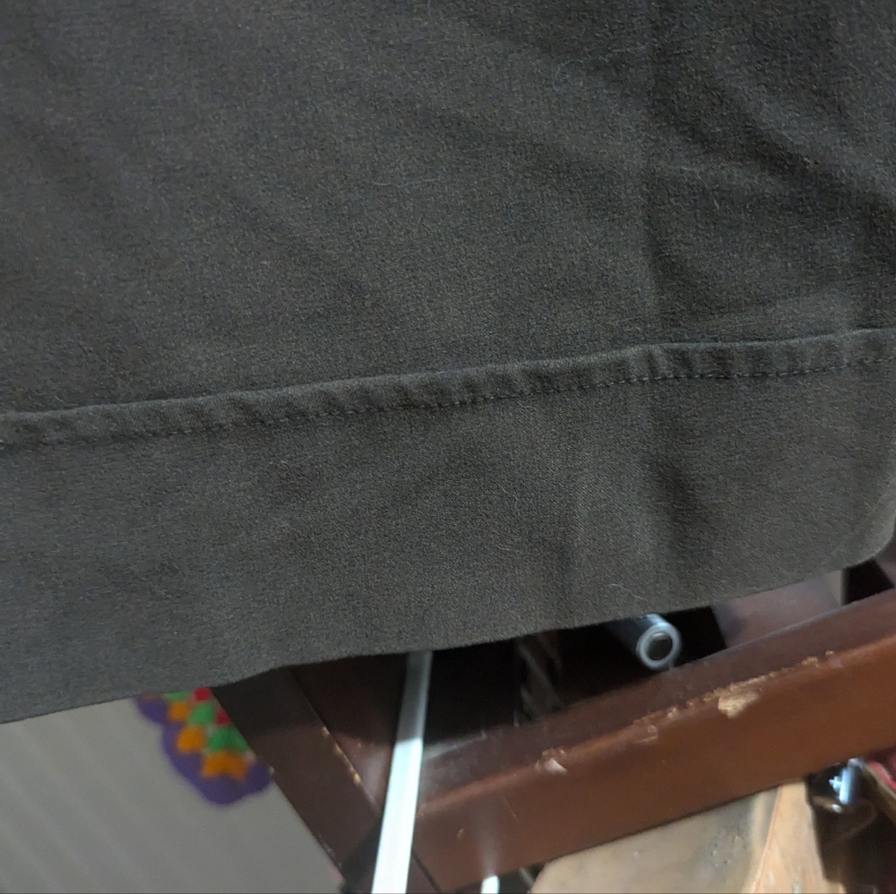 AB STUDIO CUFFED CAPRIS BROWN SIZE 8 PRE-LOVED - Picture 7 of 7